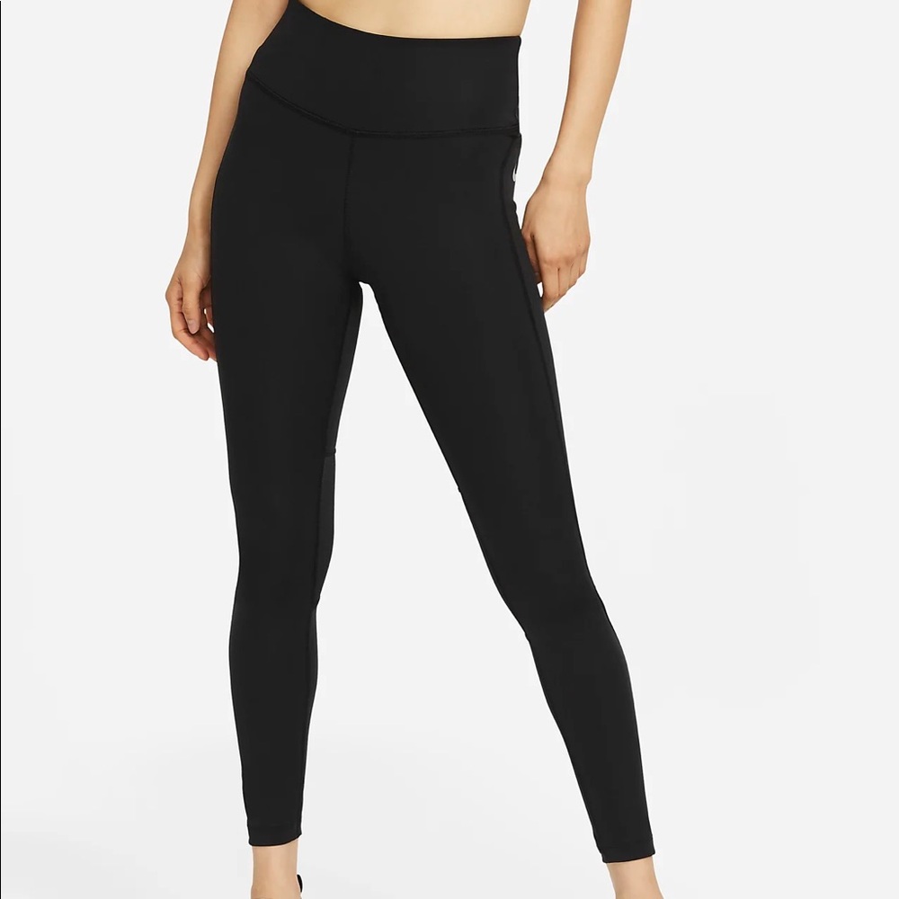 Brand New Epic Fast Tight Leggings in black size small